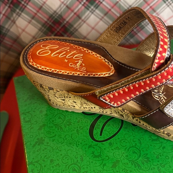 Elite Women's Red and Brown Sandals - Picture 5 of 9